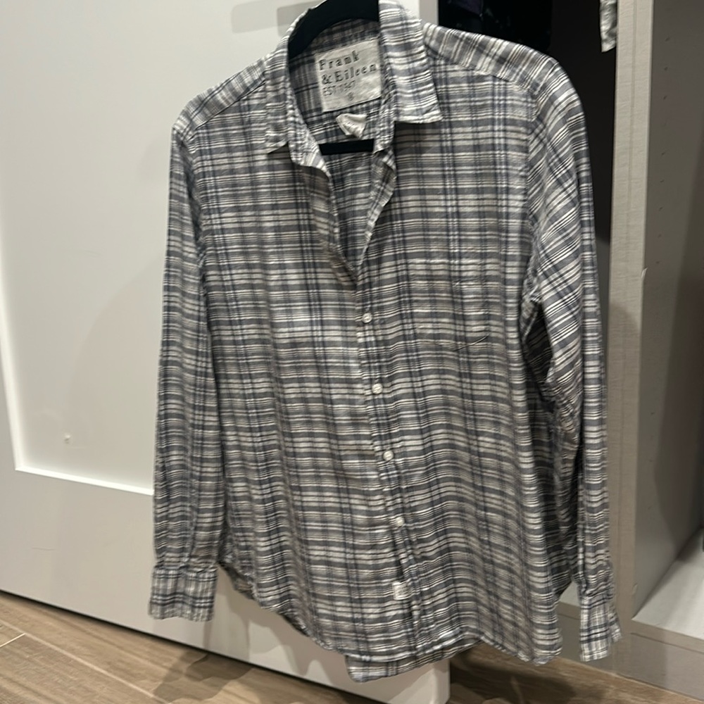 Grey & white button blouse